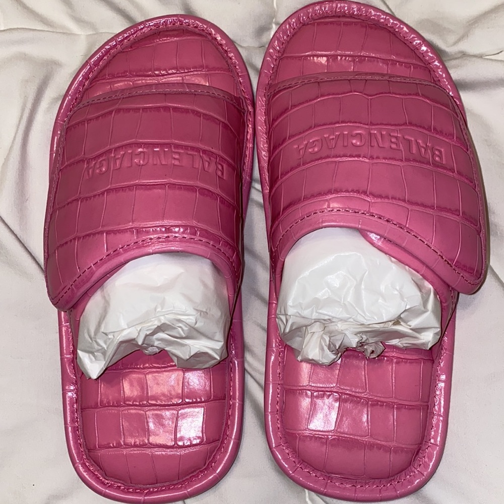 New Balenciaga slides